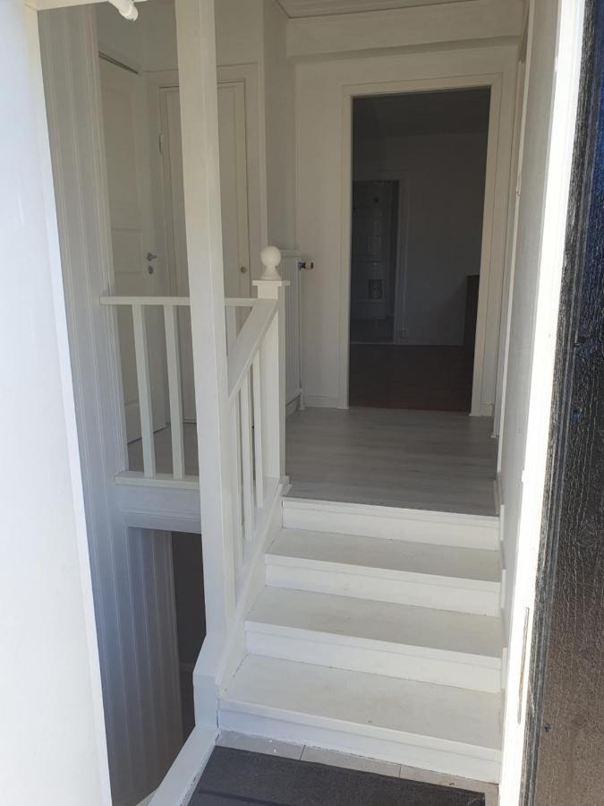 Marbergsvagen 2 Apartment Халмщад Екстериор снимка